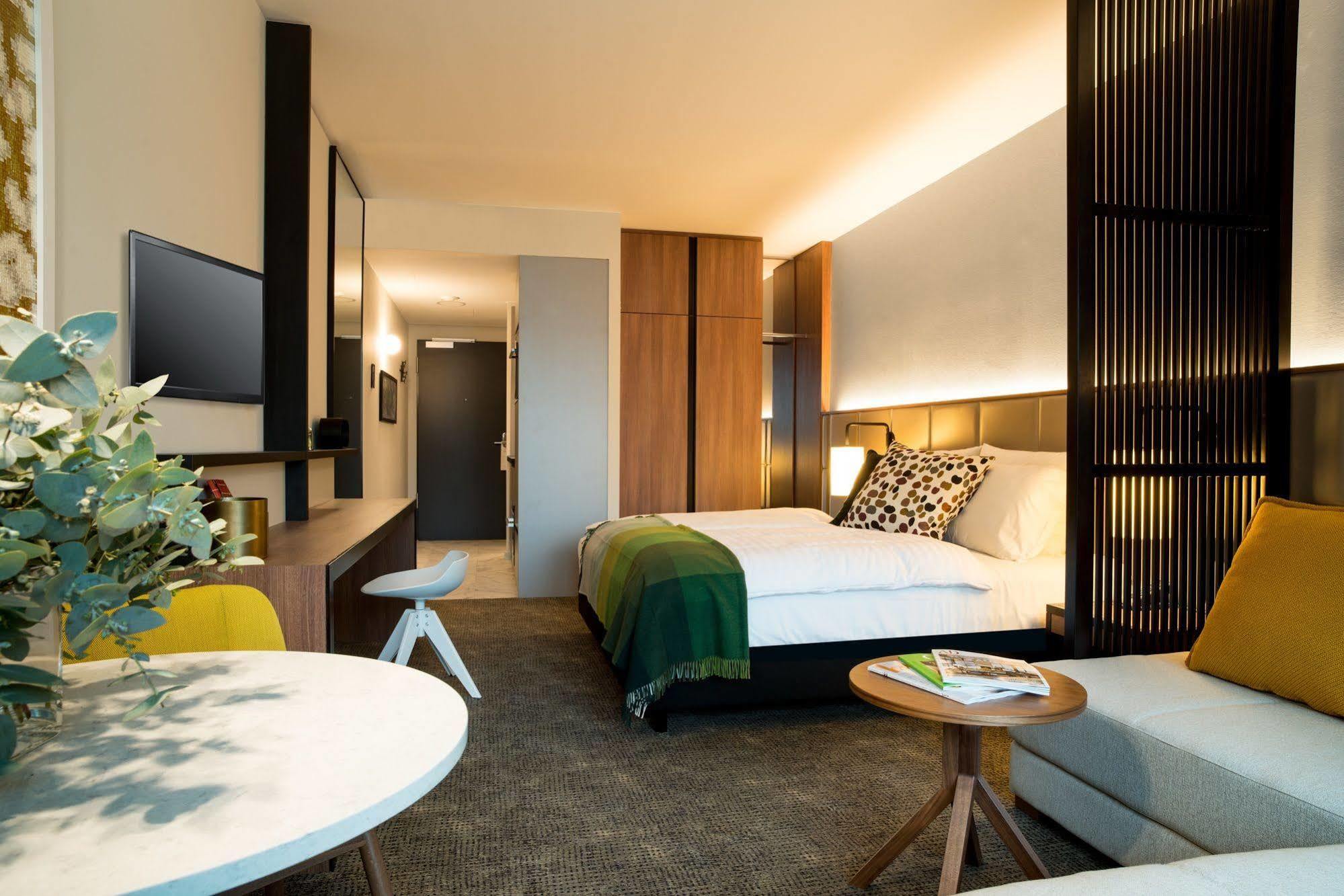 Adina Frankfurt Westend 4*